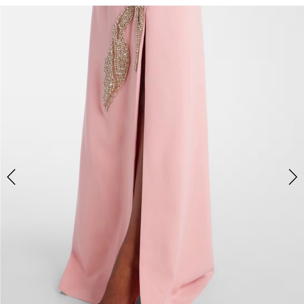 Chic Strapless Pink Dress with Embellishments - Picture 2 of 4